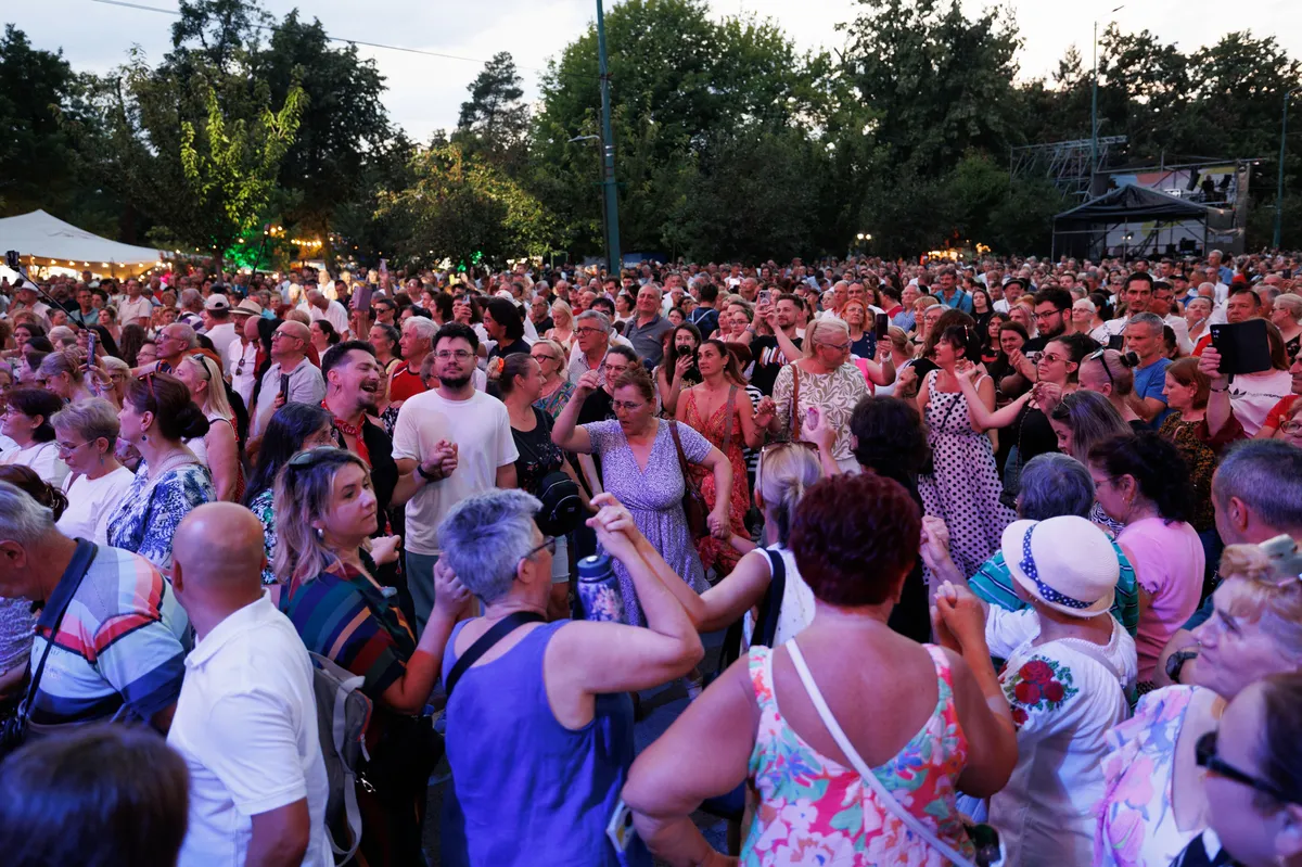 Spectacol folcloric „Ansamblul Timișul și invitații”, duminică, 2 august 2026, Bulevardul I.C. Brătianu, credit foto: Andra Usvat