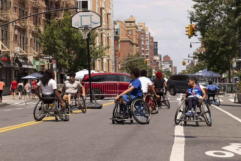 Frederick Douglass Boulevard Open Street, Manhattan, sursa foto: New York State Department of Transportation, Flickr.com