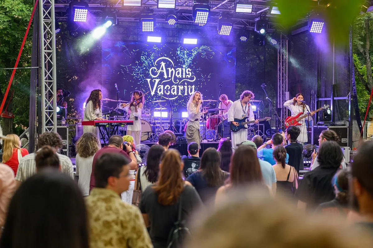 2 August 2026,  Anais Vacariu, concert la Scena Time to Rock by FITT, Parcul Civic, credit foto: Petru Cojocaru